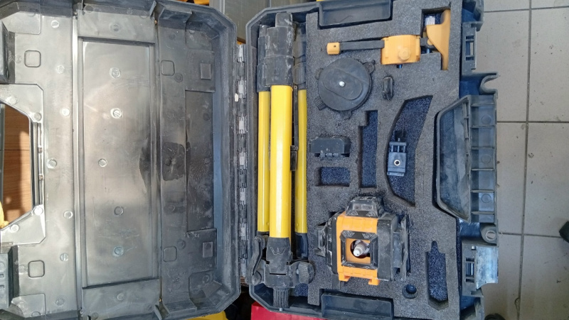 Лазерный уровень Dewalt 360