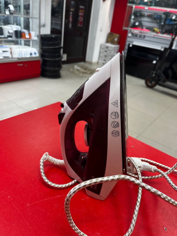 Утюг Maxwell 2400W