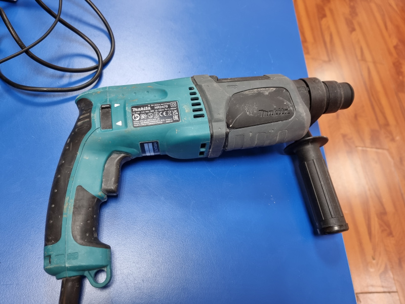 Перфоратор Makita 2470